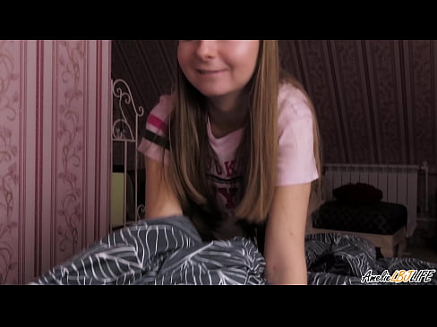 ❤️ Blondie Terda l-BFF tagħha Profondament u Gets Cum F'Ħalqha ️❌ Video tal-ħakk  f'mt.befuck-net.ru ❌️❤