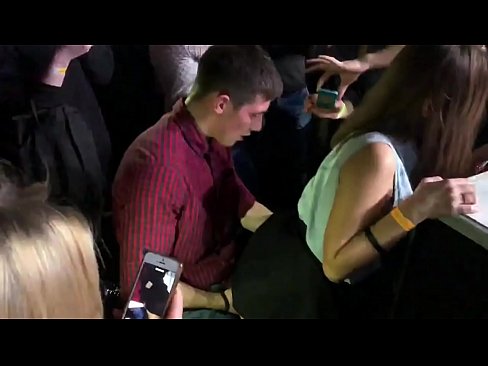 ❤️ Sess reali f'nightclub Russu. Tfajla Russa ta’ 18-il sena fl-anus u l-vaġina fucked f’nightclub ️❌ Video tal-ħakk f'mt.befuck-net.ru ❌️❤